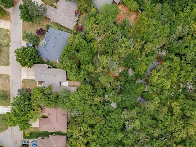 13504 Fox Creek Dr, Oklahoma City, OK 73131 - aerial view of property's location featuring nearby suburban area