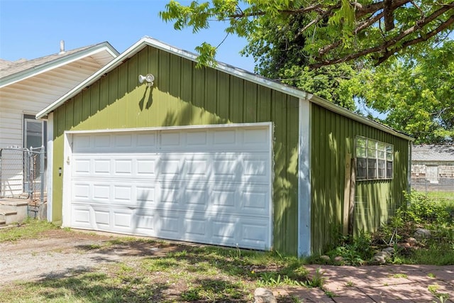 724 Maple St, Perry, OK 73077 - view of garage