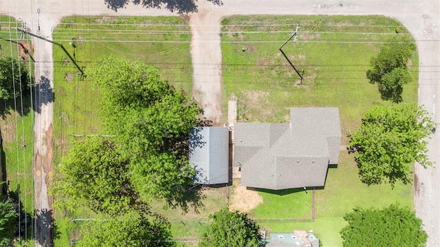 724 Maple St, Perry, OK 73077 - birds eye view of property