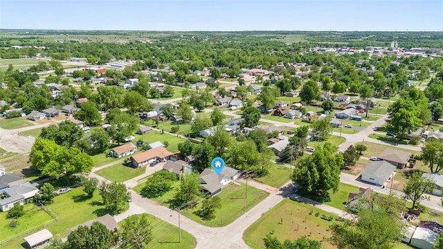 724 Maple St, Perry, OK 73077 - aerial view featuring a residential view