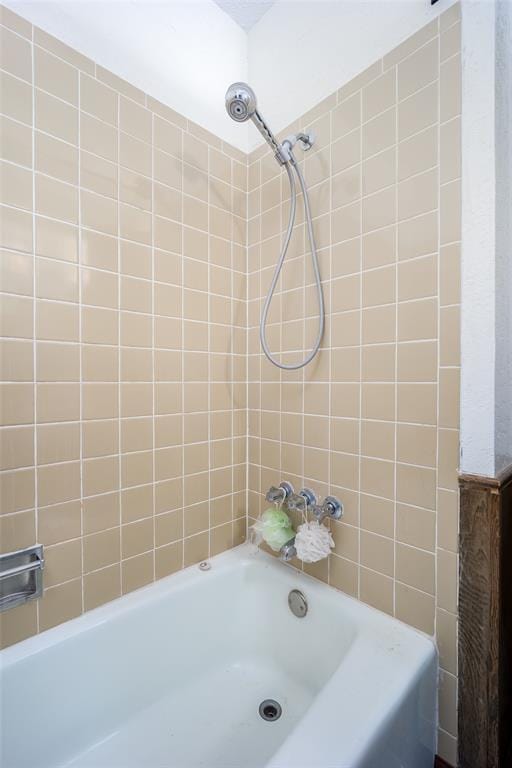 1906 NW 66th Cir, Lawton, OK 73505 - bathroom with shower / bath combination