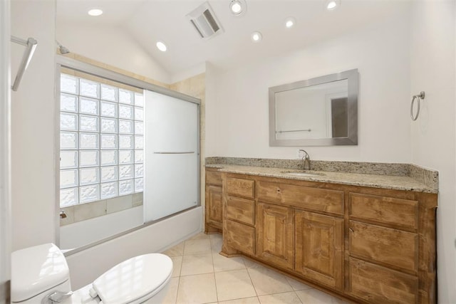 full bathroom featuring recessed lighting, shower / bath combination with glass door, visible vents, toilet, and vanity