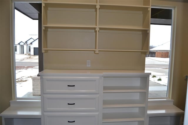 1124 NW 17 Th Pl, Newcastle, OK 73065 - view of closet