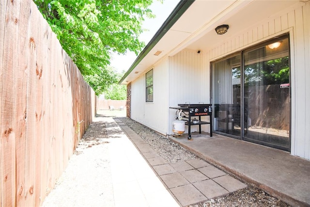 view of patio featuring a fenced backyard