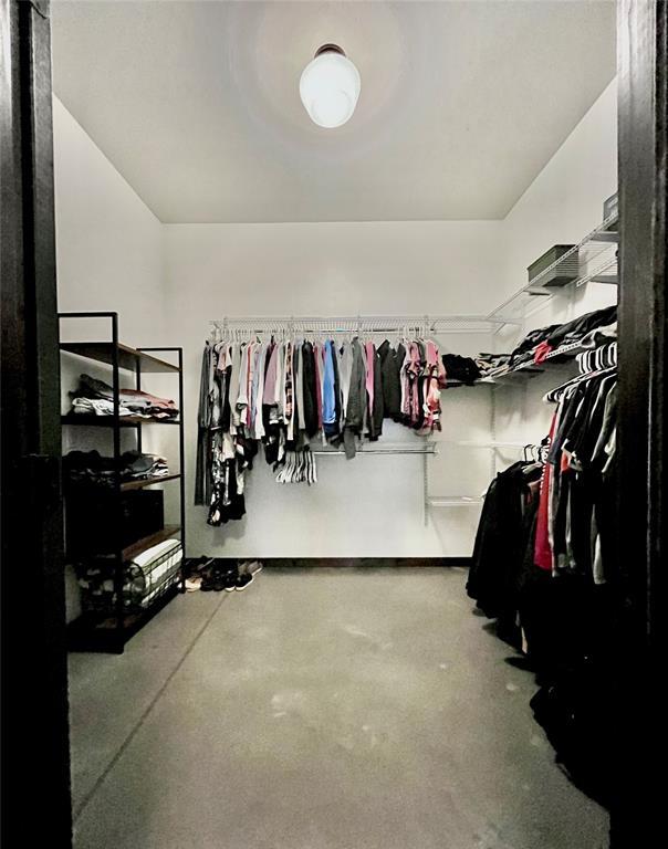 25478 Sooner Ave, Purcell, OK 73080 - view of walk in closet