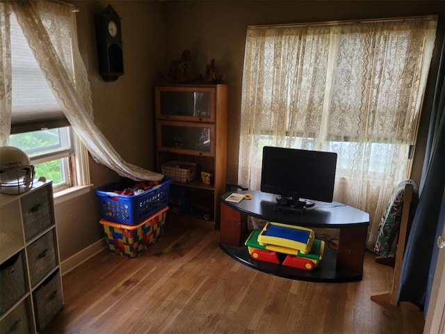 27582 N 2840th Rd, Okarche, OK 73762 - home office featuring hardwood / wood-style floors