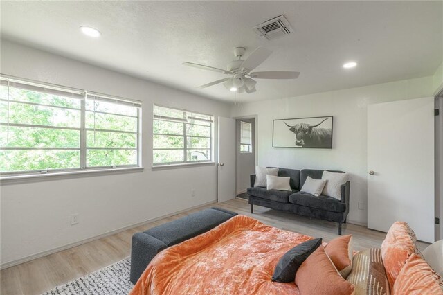 3224 NW 47th St, Oklahoma City, OK 73112 - bedroom with recessed lighting, a ceiling fan, visible vents, and light wood-type flooring