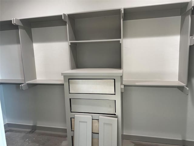 211 Shavano St, Shawnee, OK 74804 - view of closet