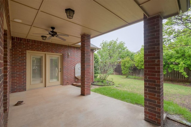 view of patio with a ceiling fan and a fenced backyard