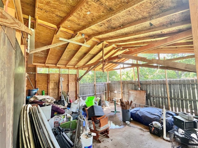 607 E Liveoak St, Altus, OK 73521 - sunroom / solarium with lofted ceiling