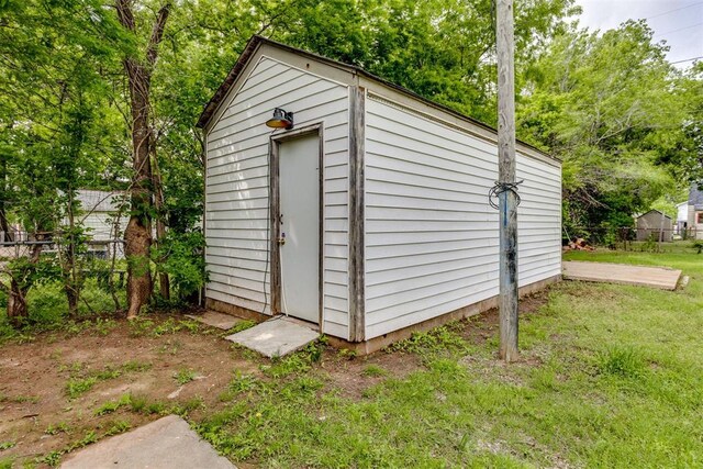 1437 SW 34th St, Oklahoma City, OK 73119 - view of shed featuring fence