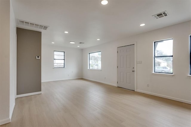 1437 SW 34th St, Oklahoma City, OK 73119 - empty room featuring recessed lighting, baseboards, visible vents, and light wood-style floors