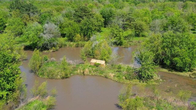 500 Tree Farm Rd, Garvin, OK 74736 - photo 3