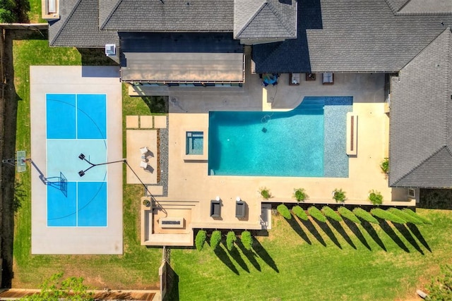 birds eye view of property