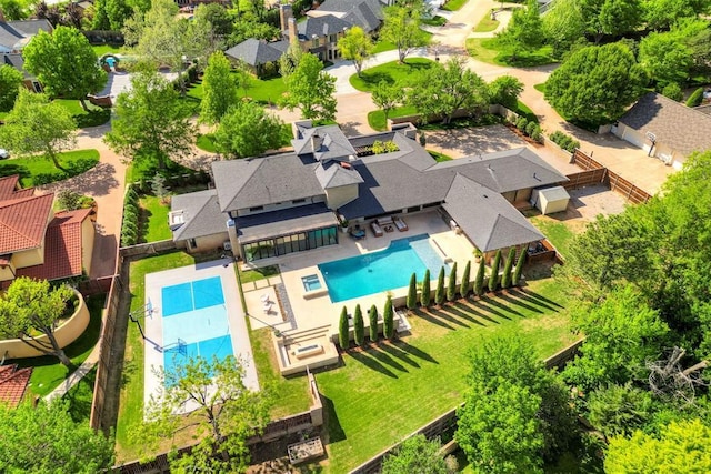 bird's eye view featuring a residential view