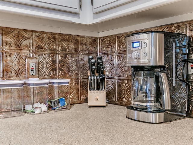 bar featuring speckled floor