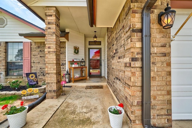 7904 NW 81st St, Oklahoma City, OK 73132 - entrance to property with brick siding