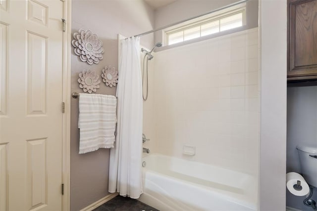 full bath featuring shower / bath combo