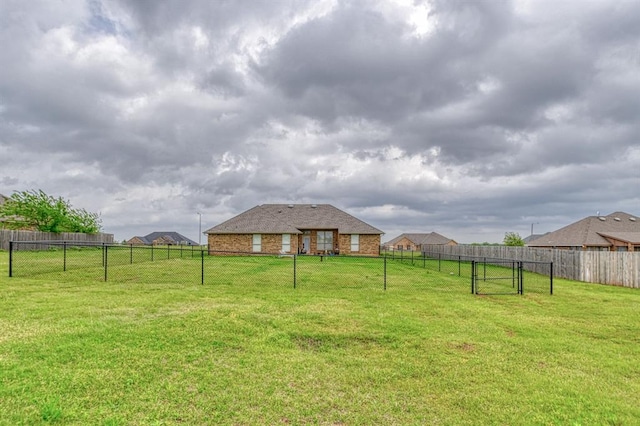 908 County St Unit 2932, Tuttle, OK 73089 - view of yard with fence