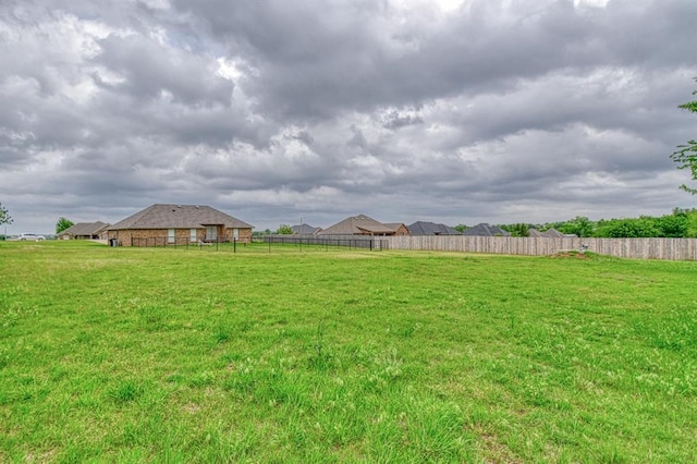 908 County St Unit 2932, Tuttle, OK 73089 - view of yard with fence