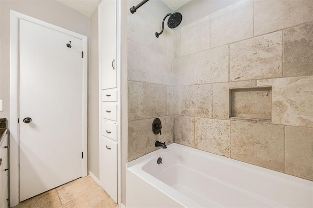 full bathroom with washtub / shower combination