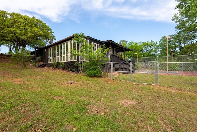 73 E Shore Dr, Arcadia, OK 73007 - view of yard with fence and a sunroom