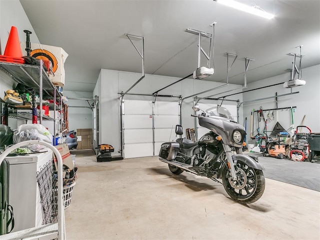 3537 W Fox Ln, Newcastle, OK 73065 - garage with a garage door opener
