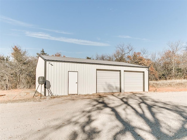 3537 W Fox Ln, Newcastle, OK 73065 - view of detached garage
