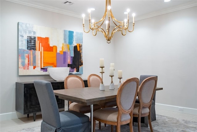 1421 Glenbrook Ter, Nichols Hills, OK 73116 - dining space featuring crown molding, baseboards, a notable chandelier, and visible vents