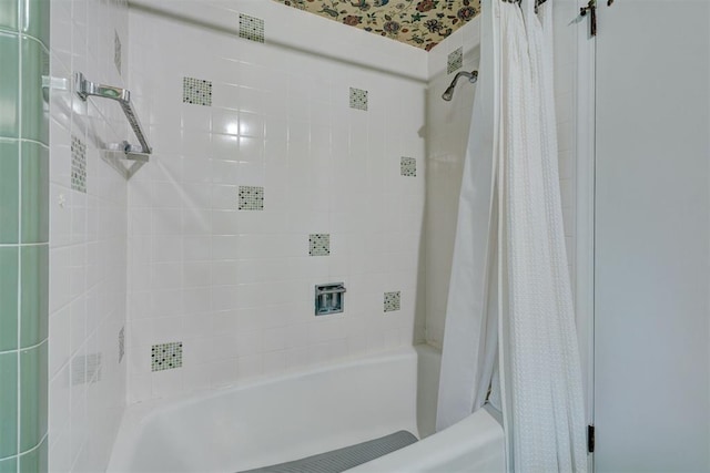 full bath featuring shower / bathtub combination with curtain