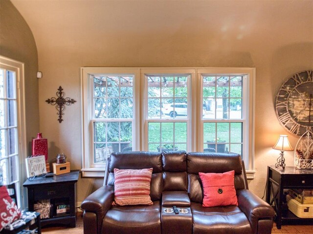 1818 N Union Ave, Shawnee, OK 74804 - living area featuring plenty of natural light