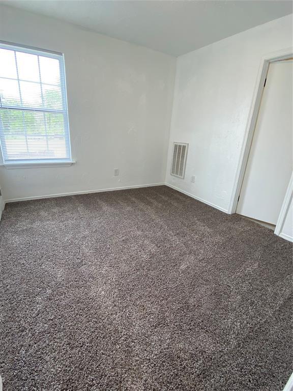 528 Westwood Ct, Oklahoma City, OK 73127 - photo 31