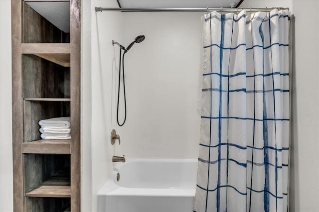 25386 Patterson Rd, Tecumseh, OK 74873 - bathroom featuring shower / tub combo with curtain