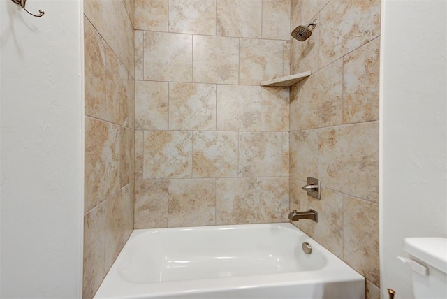 9600 Sultans Water Way, Yukon, OK 73099 - bathroom featuring toilet and washtub / shower combination