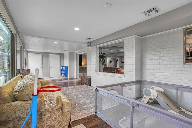 sunroom featuring visible vents