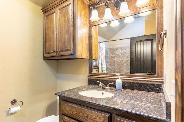 1904 Timber Xing, Yukon, OK 73099 - bathroom featuring toilet, a shower with curtain, lofted ceiling, and vanity