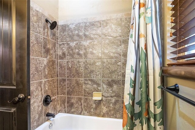 1904 Timber Xing, Yukon, OK 73099 - full bath with shower / bath combo