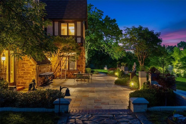 2203 E Wilshire Blvd, Oklahoma City, OK 73111 - view of patio terrace at dusk