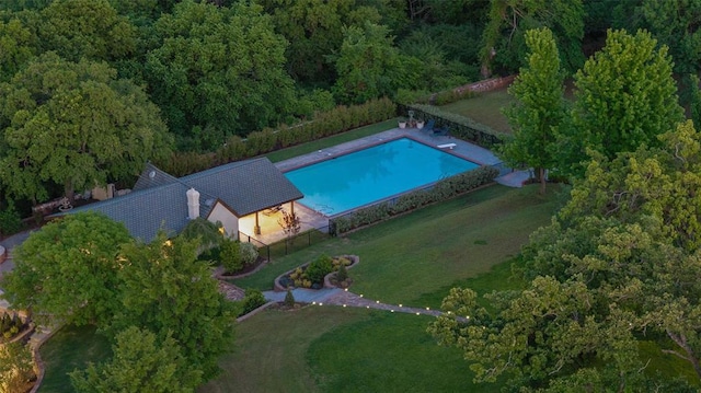 2203 E Wilshire Blvd, Oklahoma City, OK 73111 - view from above of property featuring a forest
