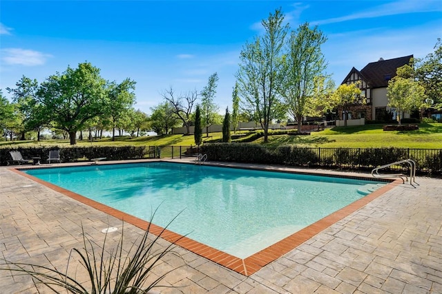 2203 E Wilshire Blvd, Oklahoma City, OK 73111 - view of pool featuring fence and a patio