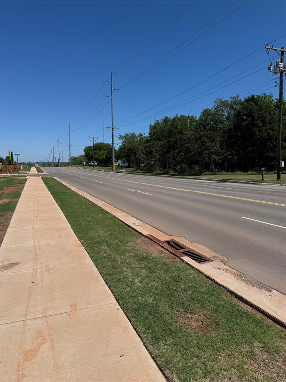 10550 N Kelley Ave, Oklahoma City, OK 73131 - photo 5