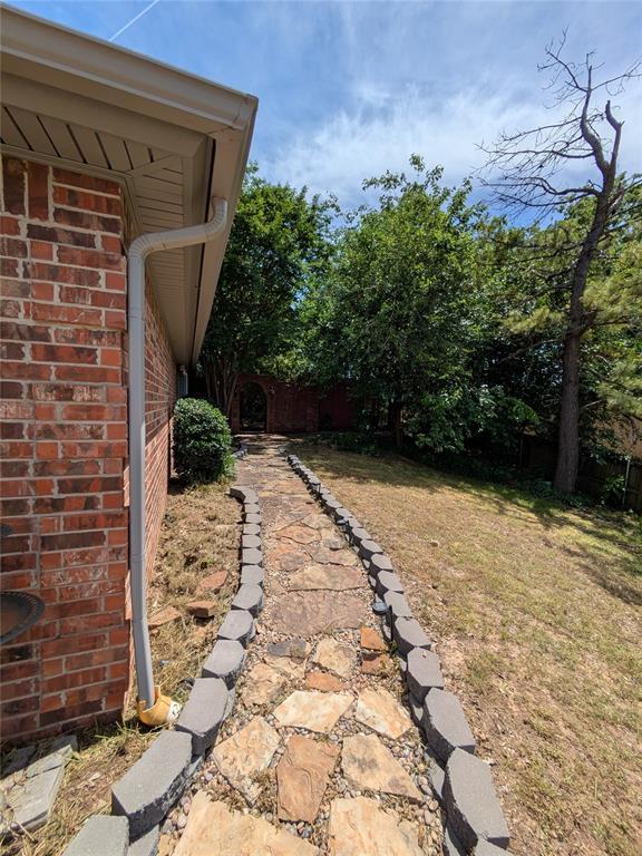 900 Walnut Pl, Norman, OK 73072 - view of yard