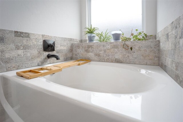 1208 Hickory Creek Dr, Yukon, OK 73099 - bathroom with a garden tub