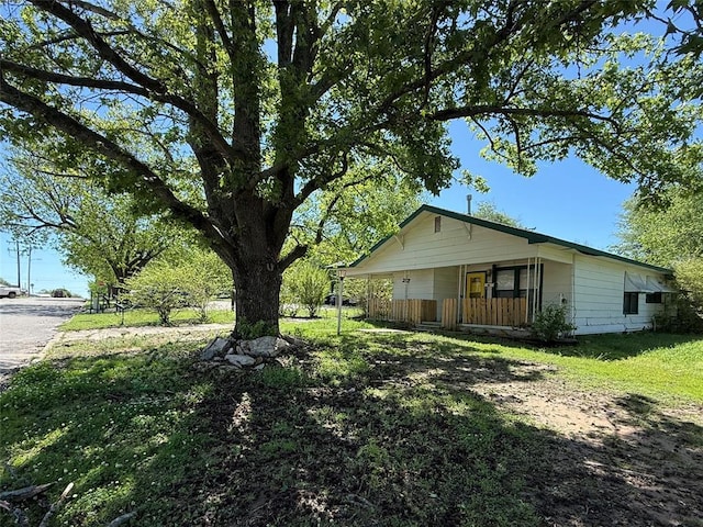 314 W 12th St, Wewoka, OK 74884 - photo 1