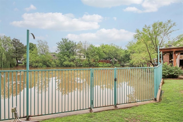 exterior space featuring fence