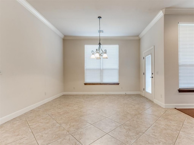 empty room with a notable chandelier, baseboards, light tile patterned floors, visible vents, and ornamental molding