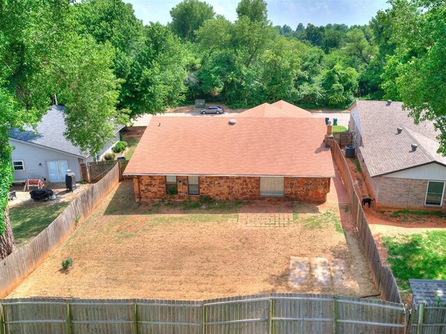 11817 Hollyrock Dr, Yukon, OK 73099 - view from above of property