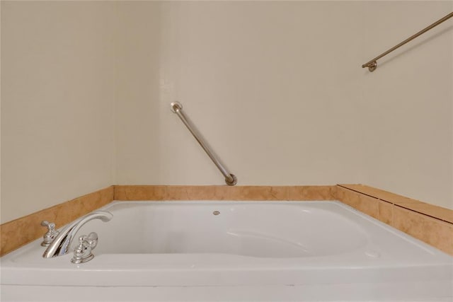 8713 Starling Path, Edmond, OK 73034 - bathroom featuring a garden tub