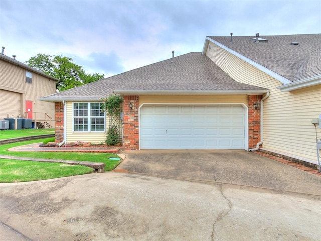 9011 S Timberview Dr, Midwest City, OK 73130 - photo 3