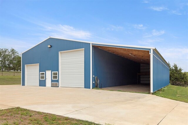 garage featuring a detached garage